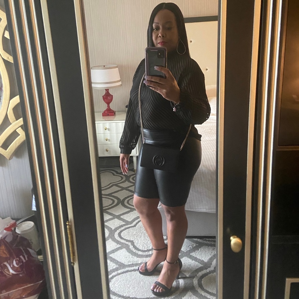 Meet your Posher, Latoya